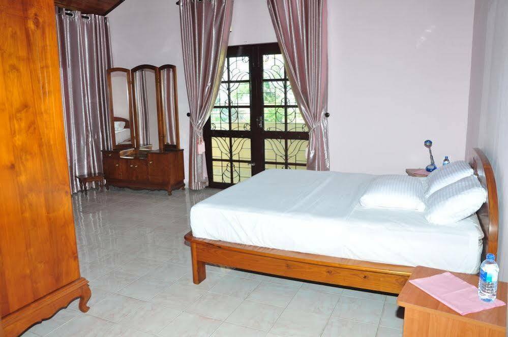Sugandi Inn Kochchikade Екстериор снимка